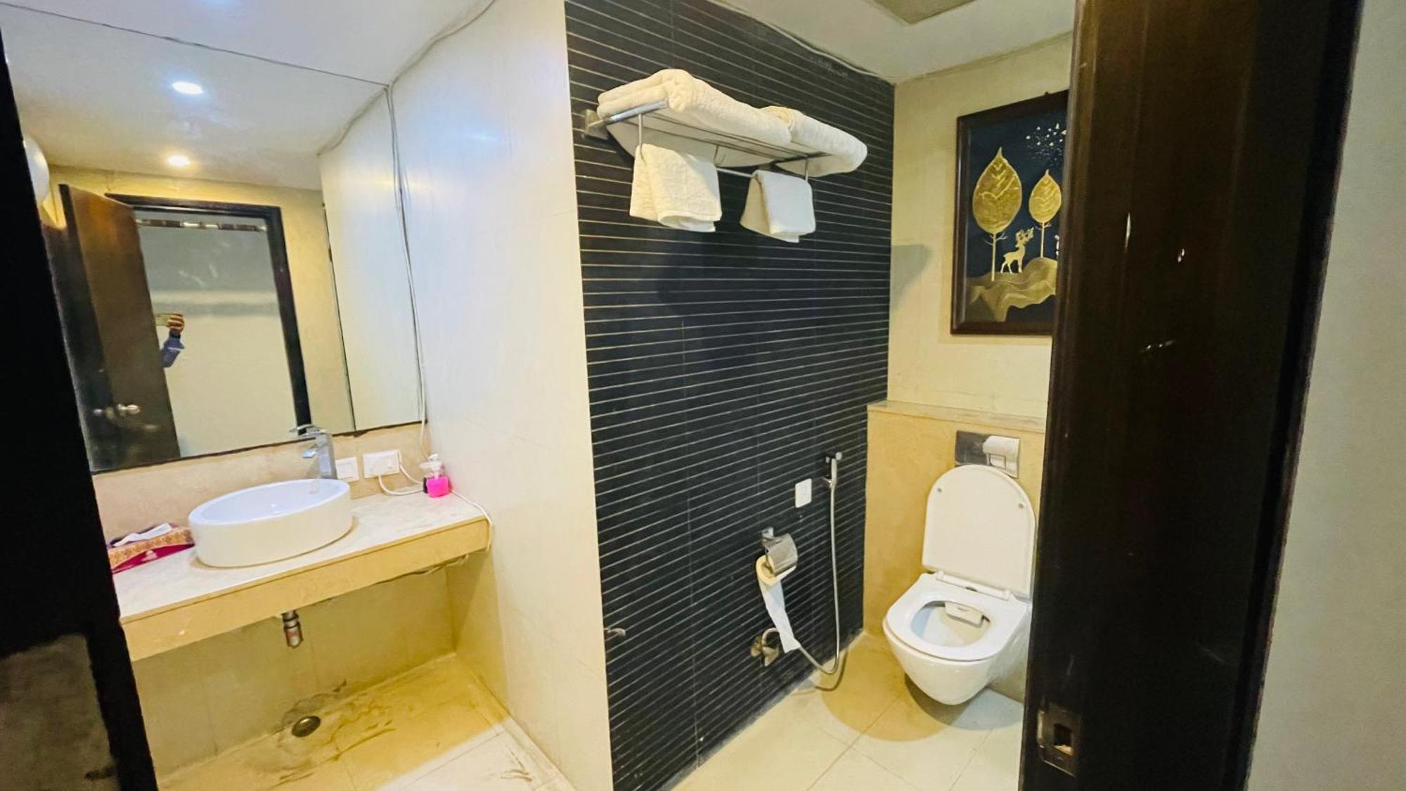 Saltstayz Select - Malcha & Chankyapuri New Delhi Exterior foto